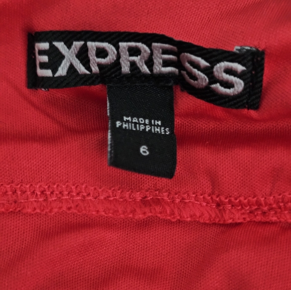 Express Skirt - Picture 3 of 4